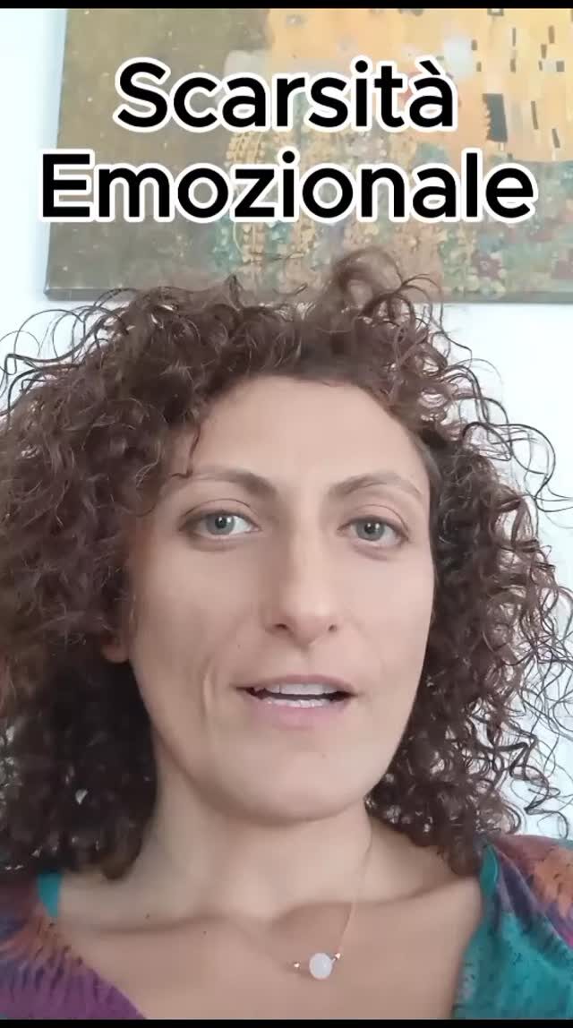 Anche questo è Risoluzione Somatica.
RISOLUZIONE SOMATICA 
dei blocchi emotivi e corporei, attraverso la regolazione indiretta del Sistema Nervoso.
Cosa ti impedisce di esprimerti per quello che sei?
In questo Percorso, ti guido a entrare in contatto con la tua essenza più autentica, in uno spazio di ascolto sicuro ed empatico.
Liberando le energie congelate nel Corpo e permettendoti di tornare a sentire davvero e non solo a pensare di sentire.
"Solo quando torni a sentiTI, puoi Scegliere veramente"
Nel piacere di stare insieme, ritrovando l'armonia della Comunità Umana, possiamo riscoprire gli strumenti per riconnetterci con chi Siamo veramente. 
... E vivere con gioia!
CALENDARIO 
ilgiardinocurativo.it/calendario 
(link in bio)
ATTIVITÀ 
ilgiardinocurativo.it/attivita
(vedi sito web)
CONTATTI
ilgiardinocurativo.it (link in bio)
e-mail:  info@ilgiardinocurativo.it
whatsapp: 378 069 7312
Telegram:  Ilaria - il Giardino Curativo
Facebook:  Ilaria - il Giardino Curativo
Instagram: Ilaria.GiardinoCurativo
TikTok:  @giardinocurativo
YouTube: Ilaria - Il Giardino Curativo
#lavorosudise #ricercainteriore #ricercapersonale #relazioni #costellazionifamiliarisistemiche #costellazionifamiliari #eventiolistici #ricercadellafelicità #donna #coppia #famiglia #salute #sciamanismo #lavorointeriore #risoluzionesomatica #costellazionisicilia #costellazionitoscana